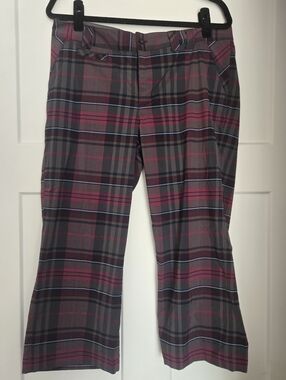 Columbia Titanium Plaid Cropped Pants